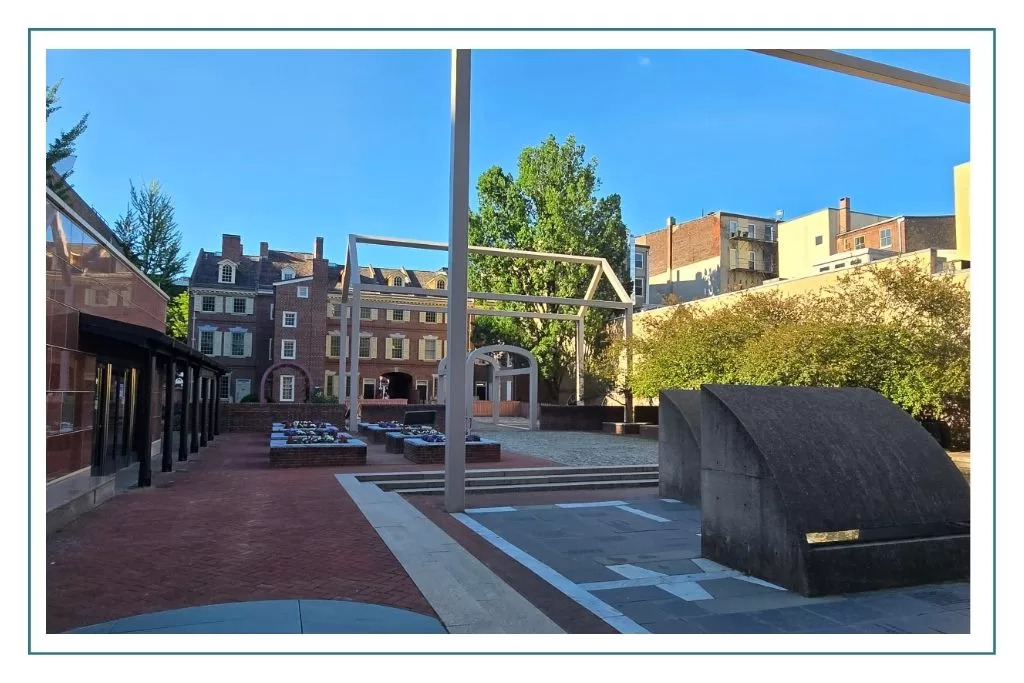 Steel "ghost structures" of the home where Benjamin Franklin lived from 1763 - 1790 and the print shop he ran and owned.