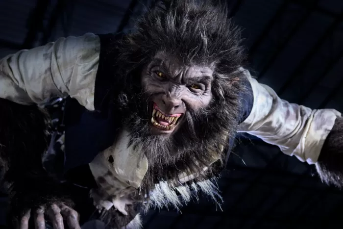 The Wolf Man Animatronic at Universal Epic Universe