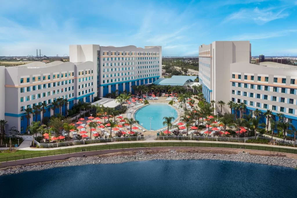 Universal Surfside Inn and Suites