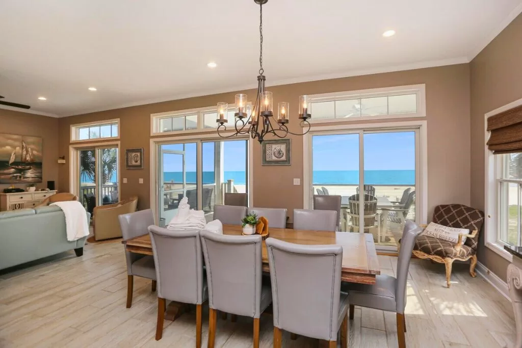 Coastal Cove Dining Room